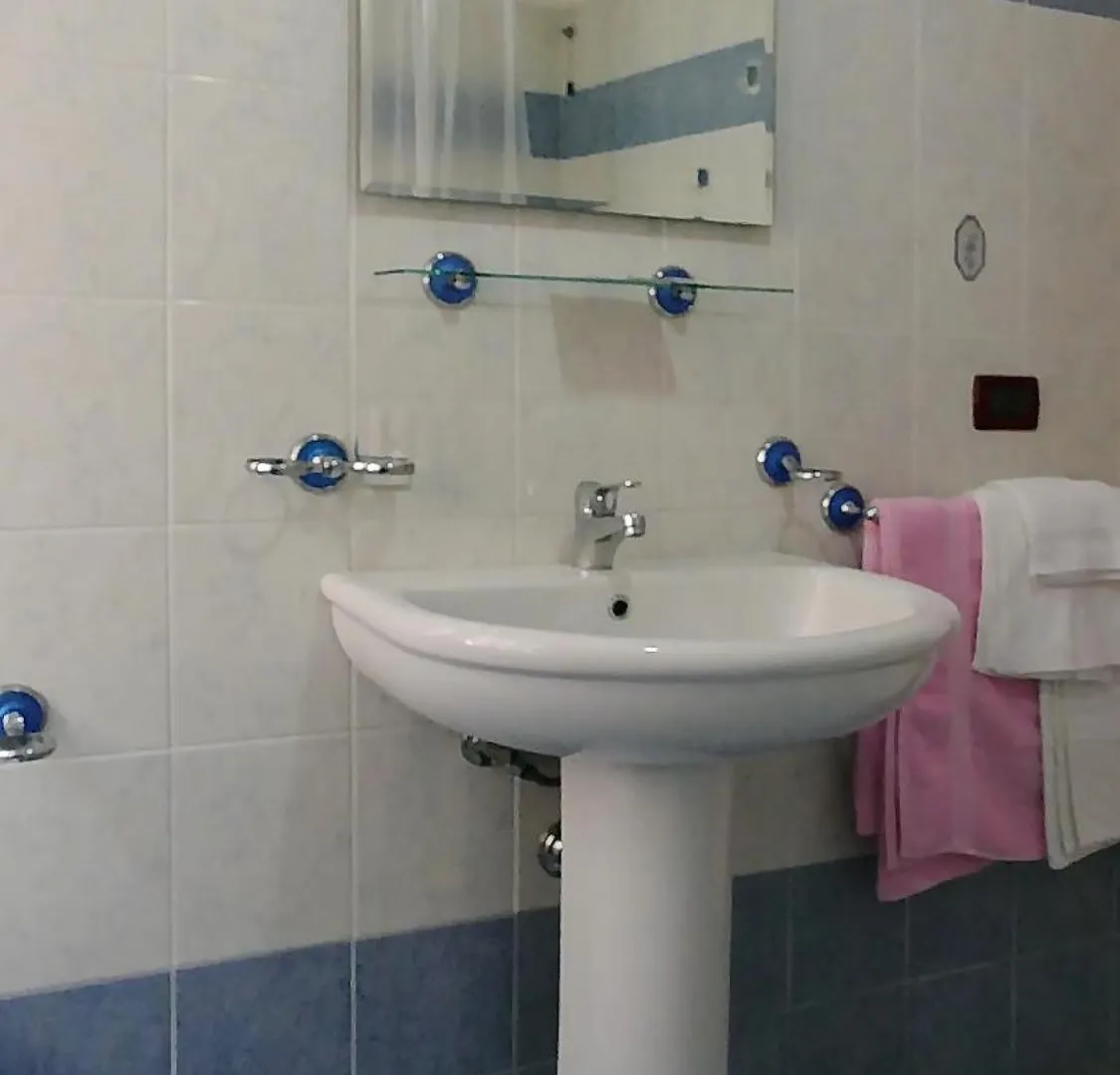 Appartamento Con Terrazza In Villetta Privata Milazzo Apartmán